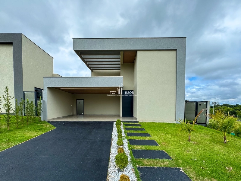 Casa com 3 suítes plenas, localizada no Terras Alpha 2