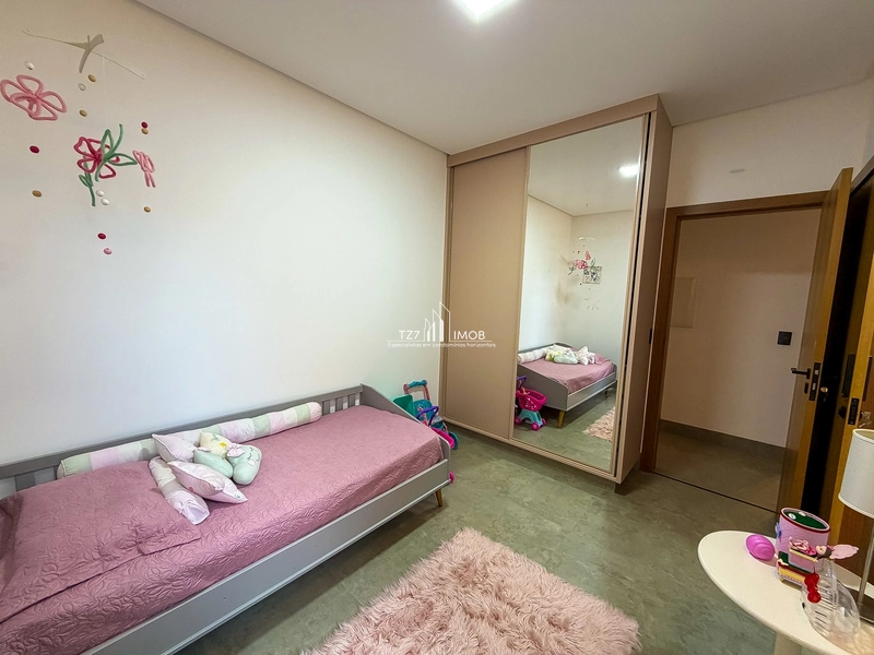 Casa Térrea com 3 Suítes Plenas + Home Office, Semi Mobiliada.: 21ª foto da galeria de imagens do imóvel