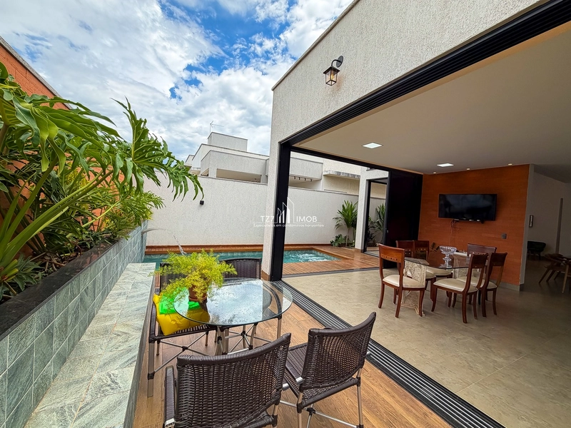 Casa Térrea com 3 Suítes Plenas + Home Office, Semi Mobiliada.: 12ª foto da galeria de imagens do imóvel