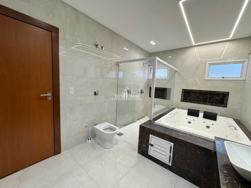 Sobrado de Alto Padrão no Condomínio do Lago.: 34ª foto da galeria de imagens do imóvel