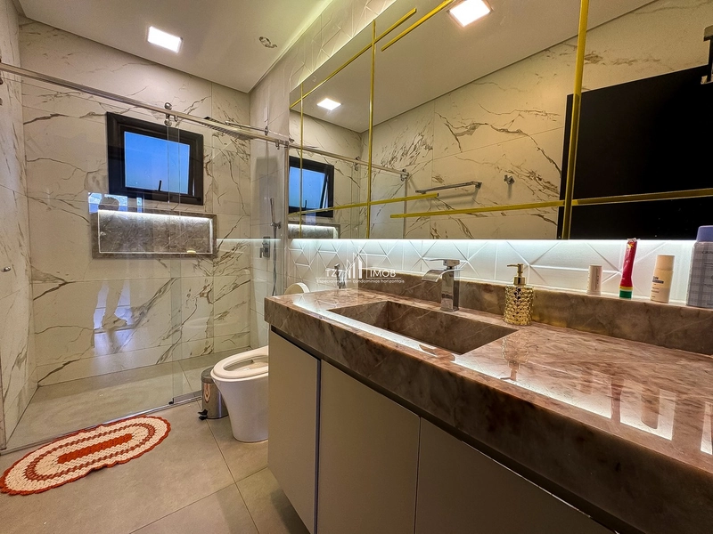 Sobrado com 4 suítes plenas, incluindo uma master.: 28ª foto da galeria de imagens do imóvel