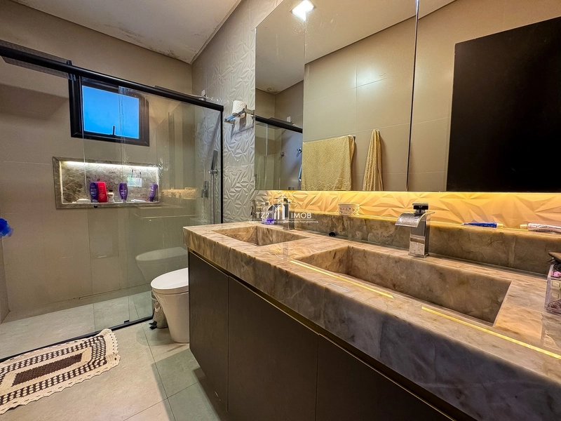 Sobrado com 4 suítes plenas, incluindo uma master.: 19ª foto da galeria de imagens do imóvel