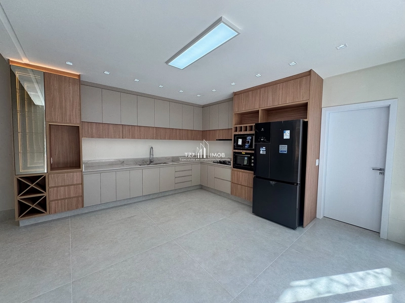 Casa térrea com 3 suítes plenas, sendo uma master.: 9ª foto da galeria de imagens do imóvel