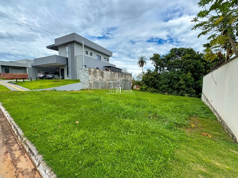 Lote em oportunidade no Condomínio Vale Verde, com 406,75 m²,