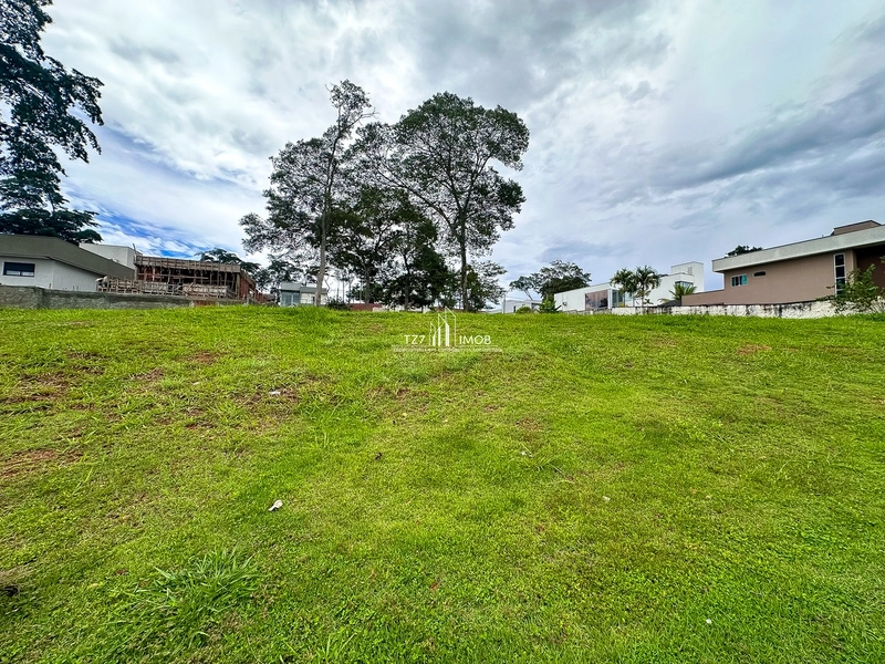 Lote em oportunidade no Condomínio Vale Verde, com 400,69 m²: 3ª foto da galeria de imagens do imóvel