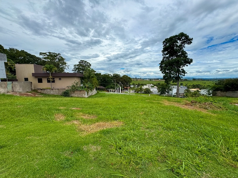 Lote em oportunidade no Condomínio Vale Verde, com 391,50 m²: 4ª foto da galeria de imagens do imóvel