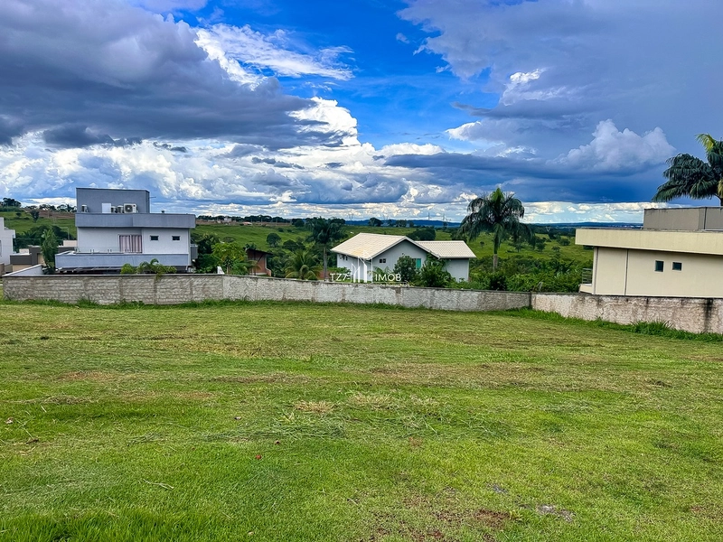 Lote em oportunidade no Condomínio Vale Verde, com 396,73 m²: 2ª foto da galeria de imagens do imóvel
