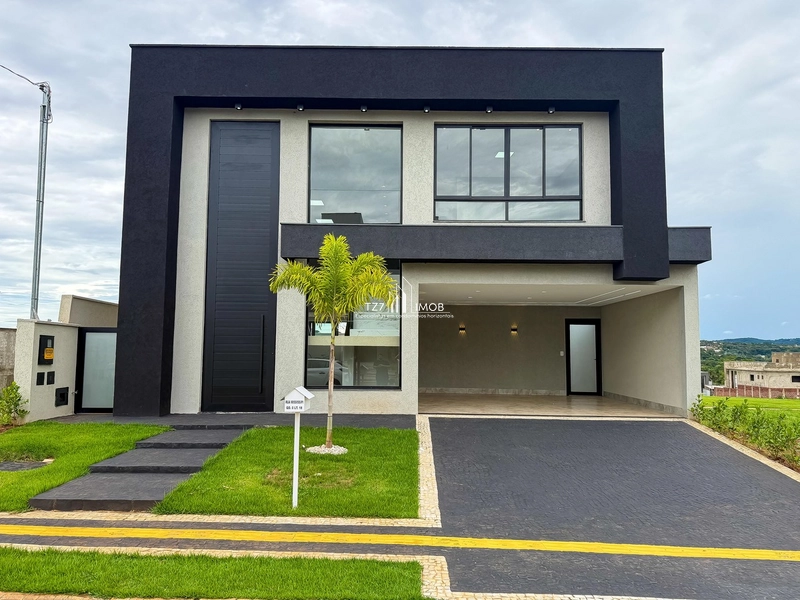 Sobrado 4 Suítes independentes no Jardins Porto.