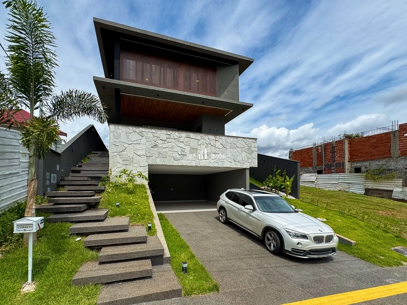 Casa Triplex com 3 suítes plenas, localizada no Jardins Barcelona.: 3ª foto da galeria de imagens do imóvel