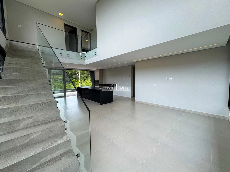 Casa Triplex com 3 suítes plenas, localizada no Jardins Barcelona.: 9ª foto da galeria de imagens do imóvel