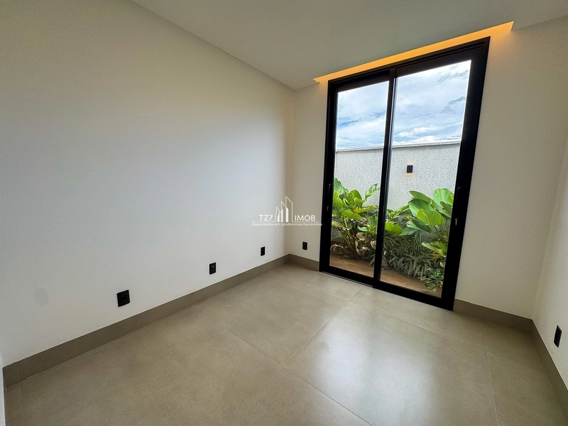 Casa no Condomínio Jardins Nápoles com 5 quartos, sendo 3 suítes.: 16ª foto da galeria de imagens do imóvel