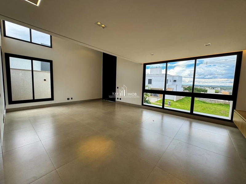 Casa no Condomínio Jardins Nápoles com 5 quartos, sendo 3 suítes.: 8ª foto da galeria de imagens do imóvel