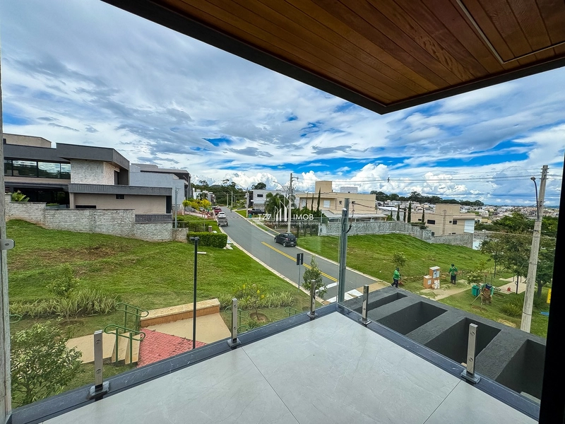 Casa térrea com 4 suítes plenas, incluindo uma suíte master.: 30ª foto da galeria de imagens do imóvel