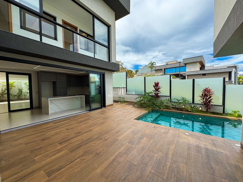 Casa térrea com 4 suítes plenas, incluindo uma suíte master.: 6ª foto da galeria de imagens do imóvel