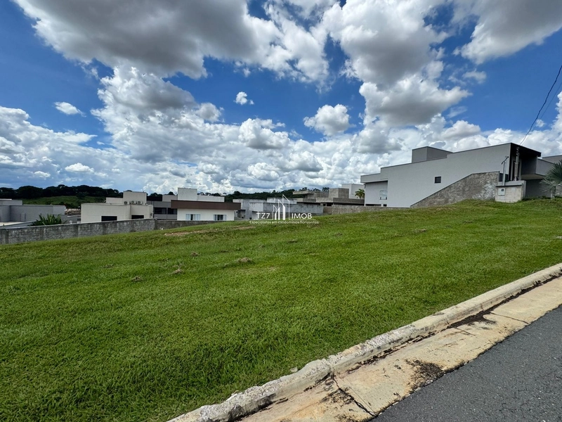 Lote em Condomínio Fechado – Jardins Barcelona ,quitado e registrado.: 3ª foto da galeria de imagens do imóvel