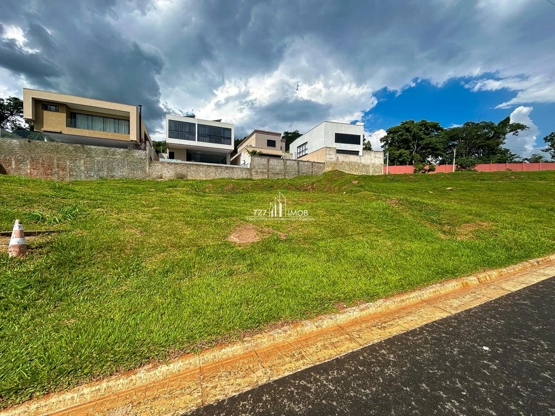 Lote no Jardins Barcelona – Quitado e Registrado.: 3ª foto da galeria de imagens do imóvel