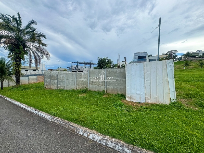 Lote em oportunidade no Condomínio Vale Verde, com 382,95 m²: 3ª foto da galeria de imagens do imóvel