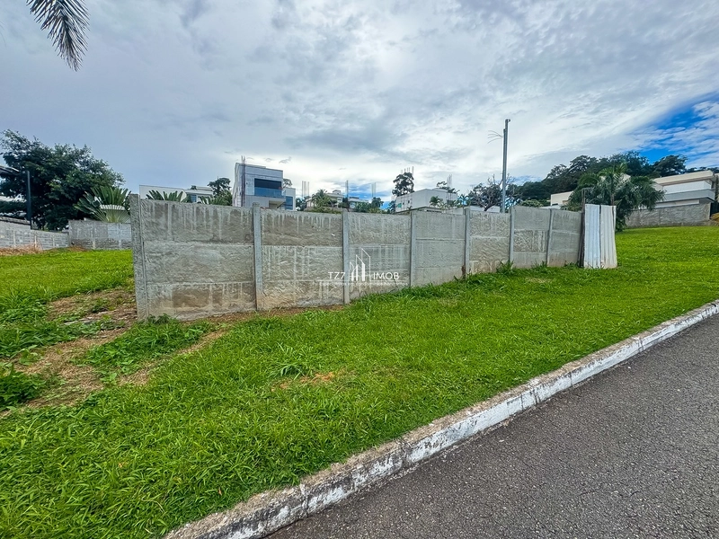 Lote em oportunidade no Condomínio Vale Verde, com 382,95 m²: 2ª foto da galeria de imagens do imóvel