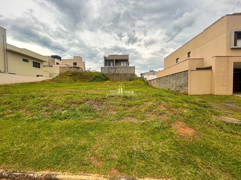 Lote Jardins Capri FRENTE A MATA com 305 m² - Quitado e Registrado.: 1ª foto da galeria de imagens do imóvel