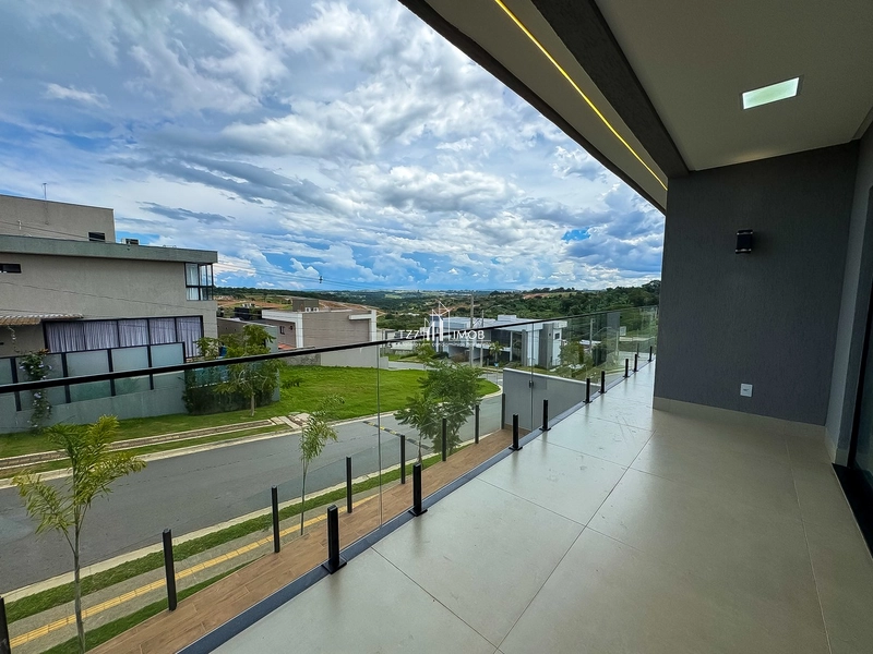 Sobrado de esquina com 4 suítes plenas, sendo 2 no pavimento superior.: 24ª foto da galeria de imagens do imóvel