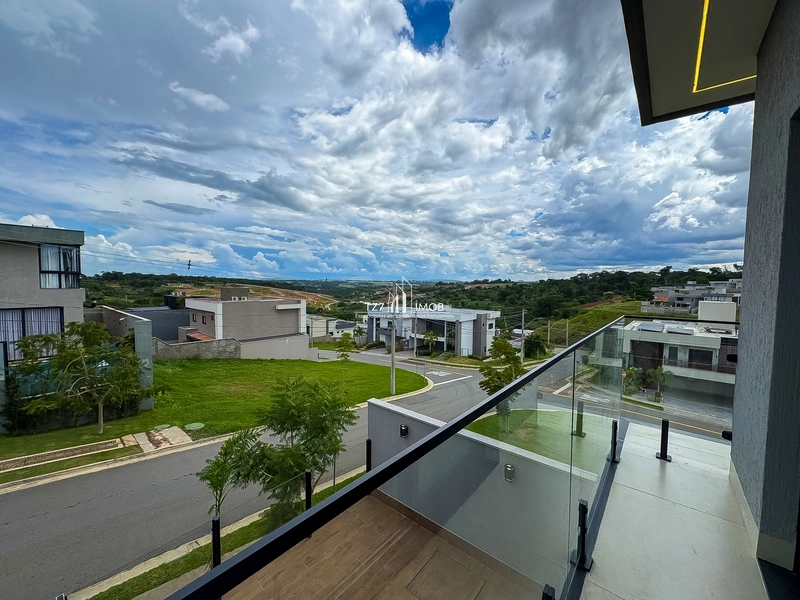 Sobrado de esquina com 4 suítes plenas, sendo 2 no pavimento superior.: 19ª foto da galeria de imagens do imóvel