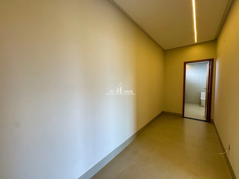 Sobrado de esquina com 4 suítes plenas, sendo 2 no pavimento superior.: 25ª foto da galeria de imagens do imóvel