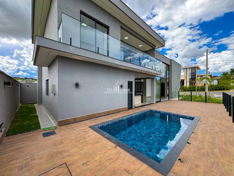 Sobrado de esquina com 4 suítes plenas, sendo 2 no pavimento superior.: 12ª foto da galeria de imagens do imóvel