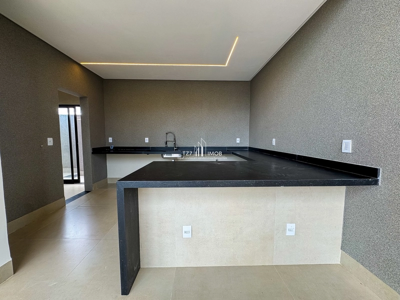 Sobrado de esquina com 4 suítes plenas, sendo 2 no pavimento superior.: 6ª foto da galeria de imagens do imóvel