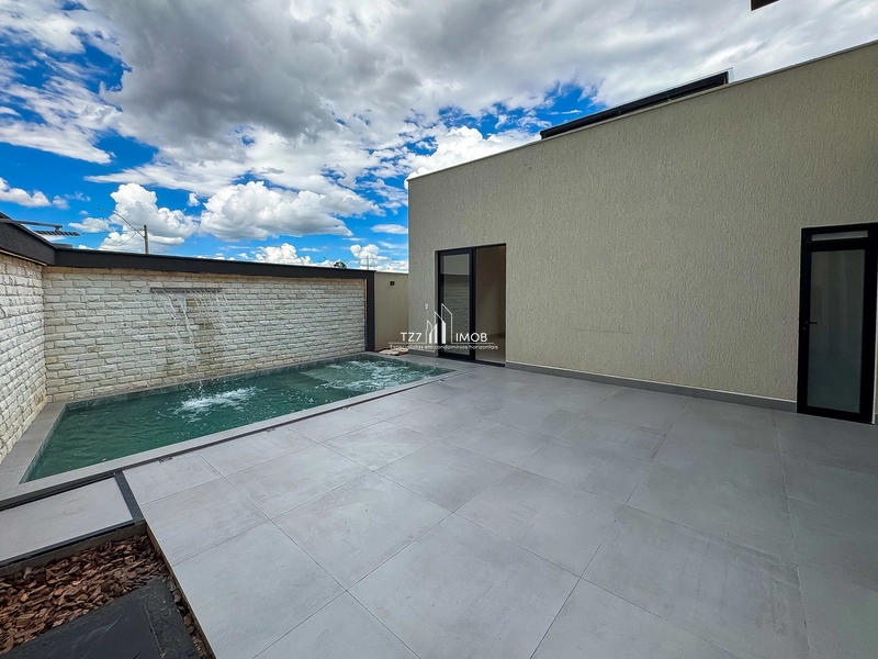 Casa térrea com 3 suítes plenas, sendo uma master com closet.: 15ª foto da galeria de imagens do imóvel