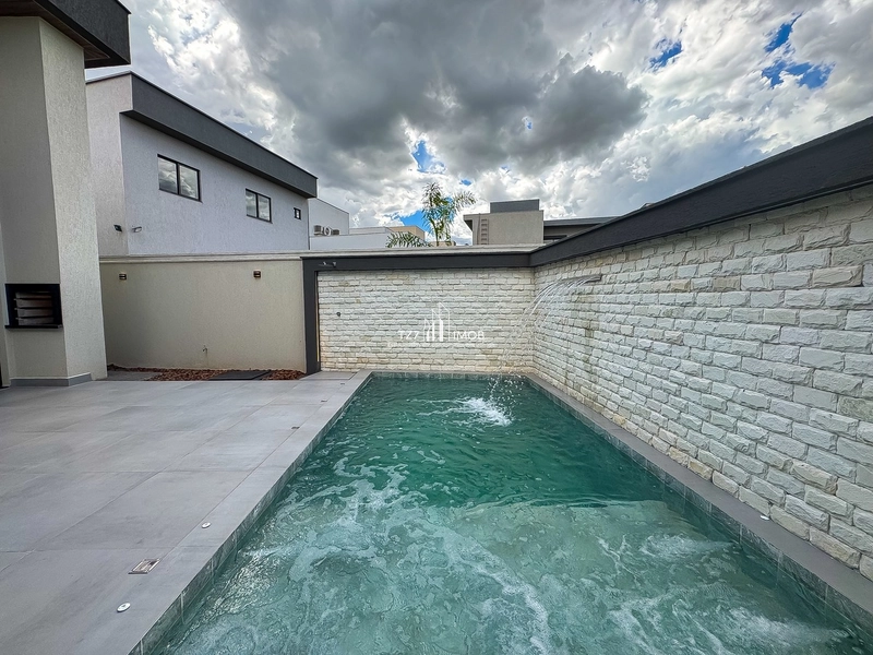 Casa térrea com 3 suítes plenas, sendo uma master com closet.: 16ª foto da galeria de imagens do imóvel