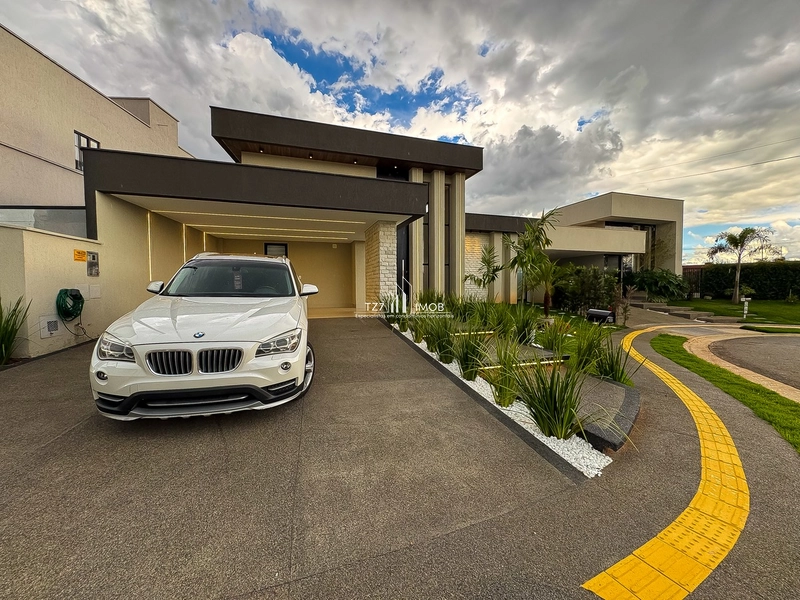 Casa térrea com 3 suítes plenas, sendo uma master com closet.: 3ª foto da galeria de imagens do imóvel