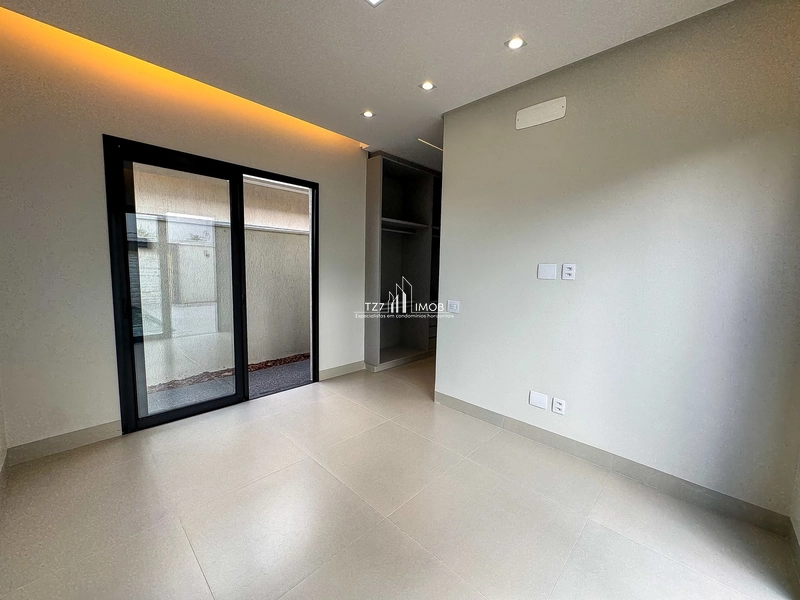 Casa térrea com 3 suítes plenas, sendo uma master com closet.: 26ª foto da galeria de imagens do imóvel