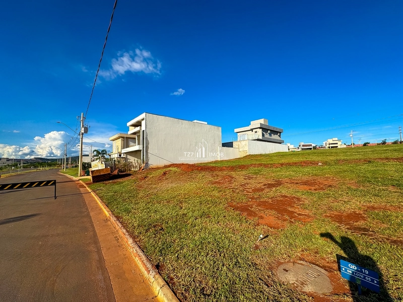 Lote Condomínio Jardins Parma, com 253,00 m² - Quitado e Registrado.: 2ª foto da galeria de imagens do imóvel