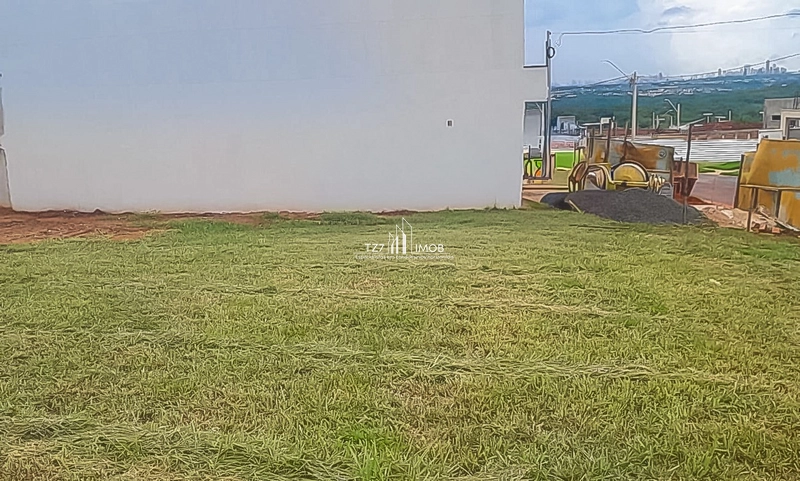 Lote Condomínio Jardins Parma, com 270,21 m² - Quitado e Registrado.: 1ª foto da galeria de imagens do imóvel