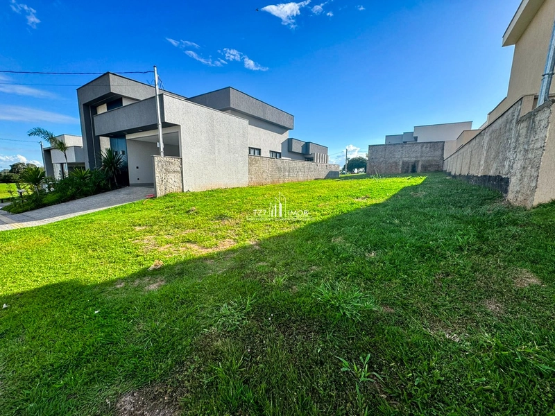 Oportunidade Jardins Nápoles - Lote plano, Quitado e Registrado.: 2ª foto da galeria de imagens do imóvel