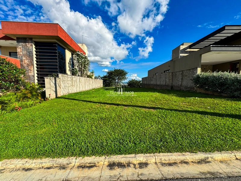 Lote Jardins Nápoles - Vista espetacular, Quitado e Registrado.: 1ª foto da galeria de imagens do imóvel