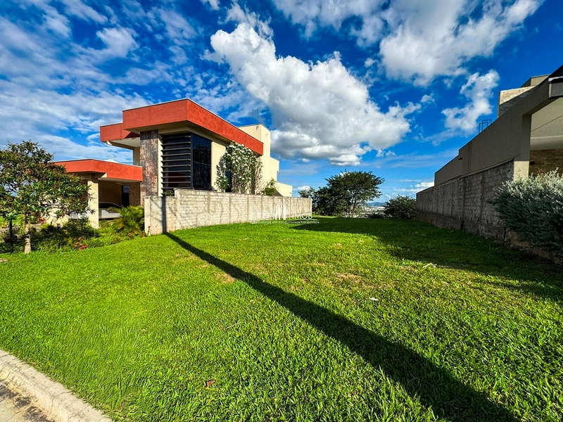 Lote Jardins Nápoles - Vista espetacular, Quitado e Registrado.: 2ª foto da galeria de imagens do imóvel
