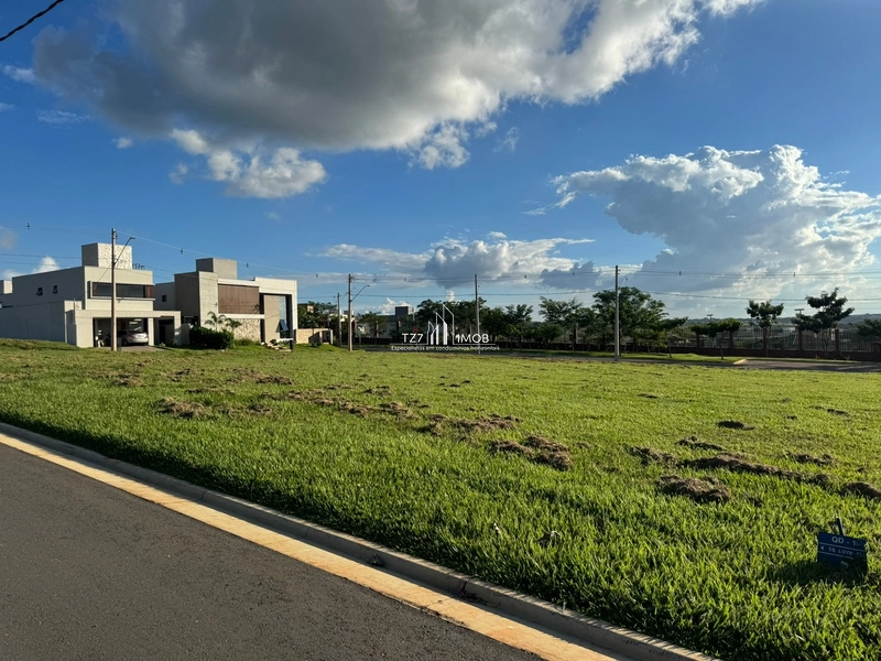 Ágio Jardins Parma - Lote com 262,78 m², ágio por apenas R$ 85.000,00: 1ª foto da galeria de imagens do imóvel