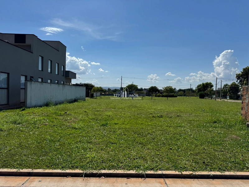 Lote Terras Alpha 2 - Lote com 300,99 m² - Quitado e Registrado