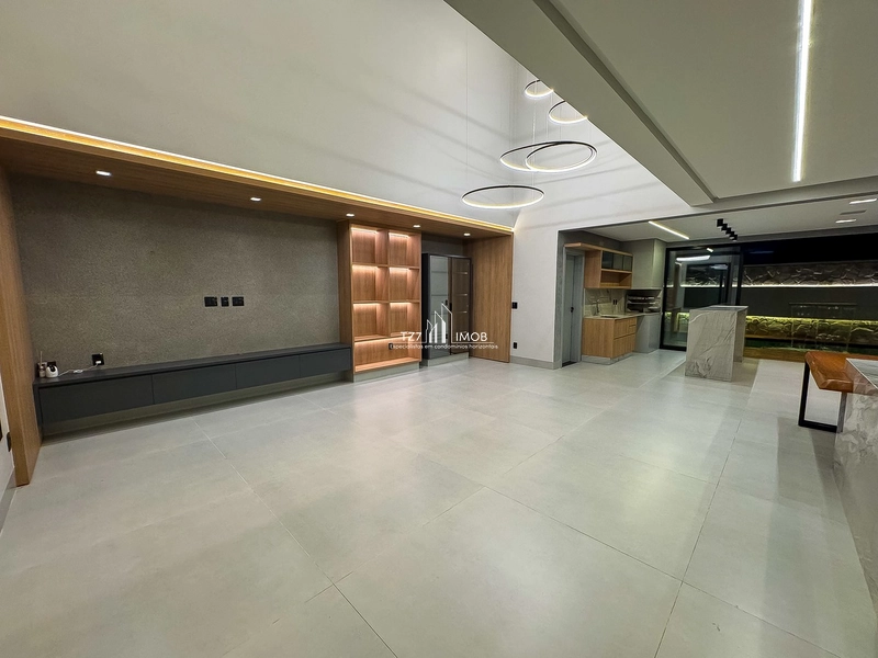 Sobrado com 4 suítes plenas, incluindo 1 suíte master com closet...: 7ª foto da galeria de imagens do imóvel