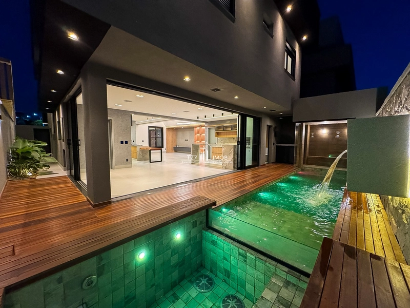 Sobrado com 4 suítes plenas, incluindo 1 suíte master com closet...: 14ª foto da galeria de imagens do imóvel