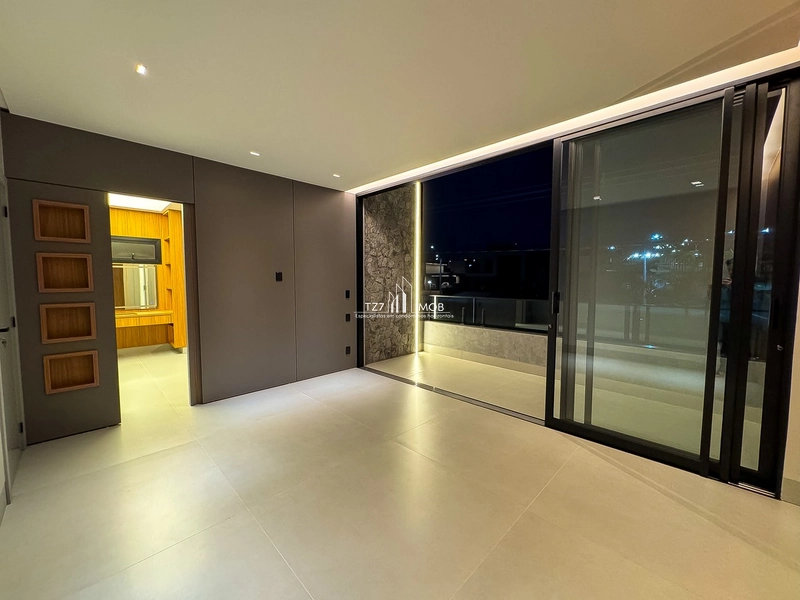 Sobrado com 4 suítes plenas, incluindo 1 suíte master com closet...: 34ª foto da galeria de imagens do imóvel