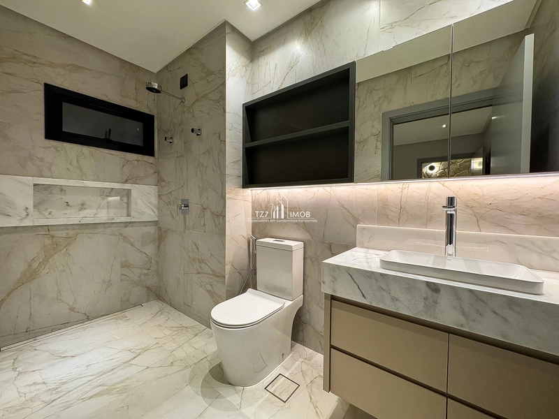 Sobrado com 4 suítes plenas, incluindo 1 suíte master com closet...: 21ª foto da galeria de imagens do imóvel