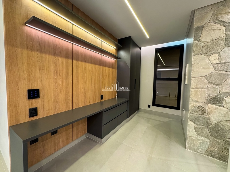 Sobrado com 4 suítes plenas, incluindo 1 suíte master com closet...: 24ª foto da galeria de imagens do imóvel