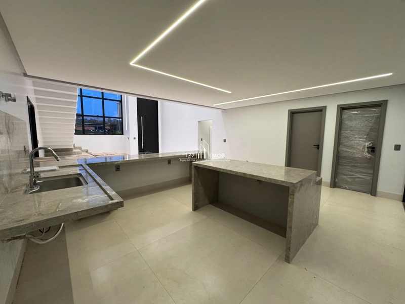 Sobrado com 3 suítes plenas, todas com vista privilegiada.: 8ª foto da galeria de imagens do imóvel