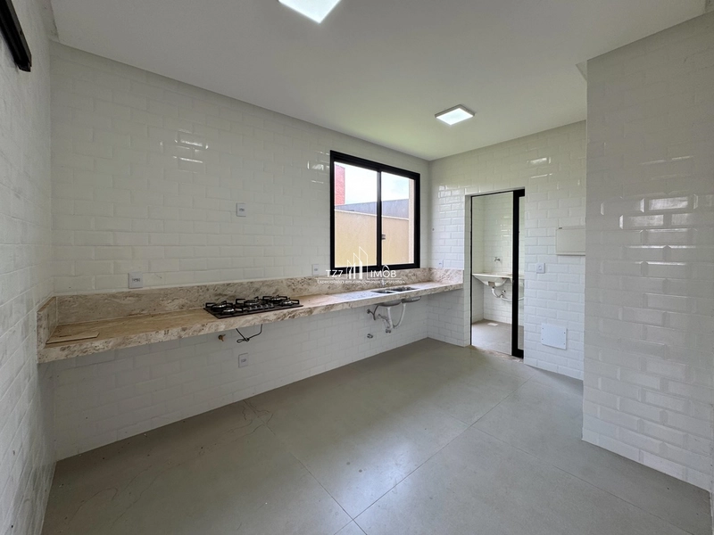 Sobrado com 3 suítes plenas, sendo uma máster com espaço para banheira: 17ª foto da galeria de imagens do imóvel