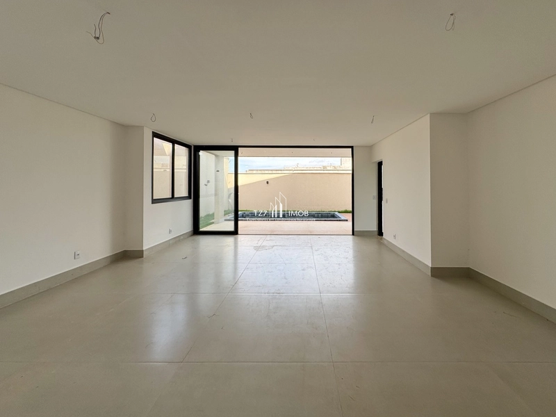 Sobrado com 3 suítes plenas, sendo uma máster com espaço para banheira: 7ª foto da galeria de imagens do imóvel