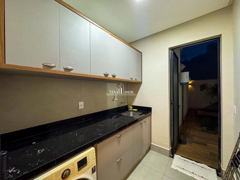 Sobrado com 4 suítes no condomínio Jardins Barcelona em Goiânia.: 16ª foto da galeria de imagens do imóvel