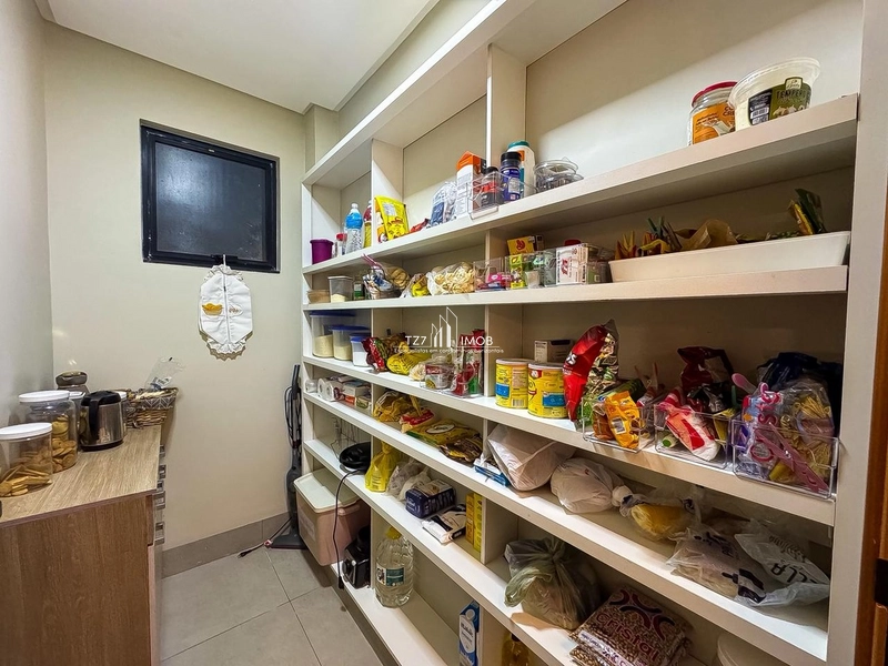 Sobrado com 4 suítes no condomínio Jardins Barcelona em Goiânia.: 30ª foto da galeria de imagens do imóvel