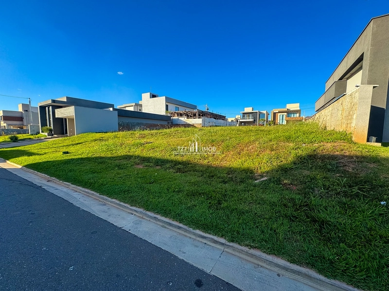 Lote em oportunidade no Jardins Bolonha, Lote com 300,00 m²
